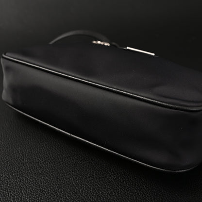 Prada Re-Edition 2005 Nylon Shoulder Bag – Black